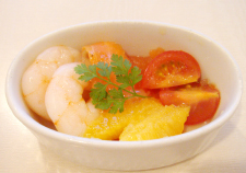 エビとトマトのメニューの写真